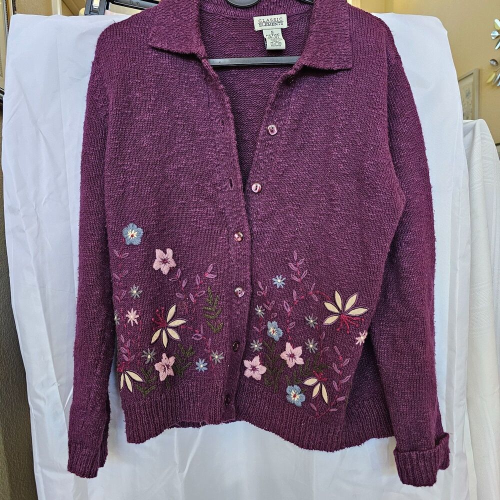 Vintage Classic Elements Small Petite Purple Floral Embroidered Cardigan Sweater